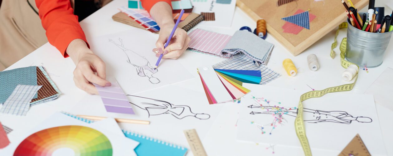 steps to become a fashion designer